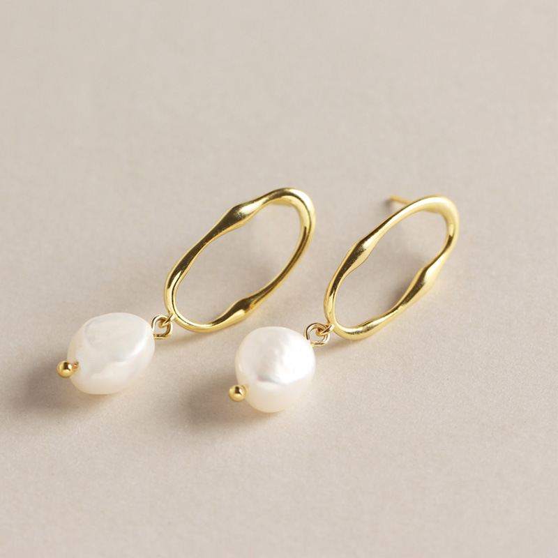 Baroque Pearl Earrings | Dana