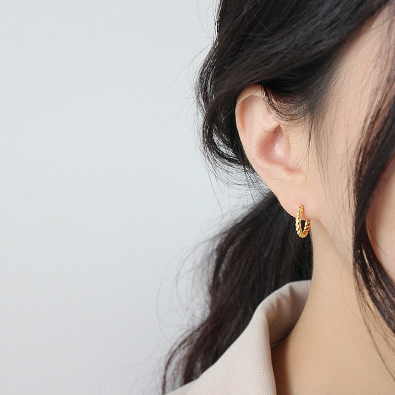 Twisted Hoop Earrings | Carina