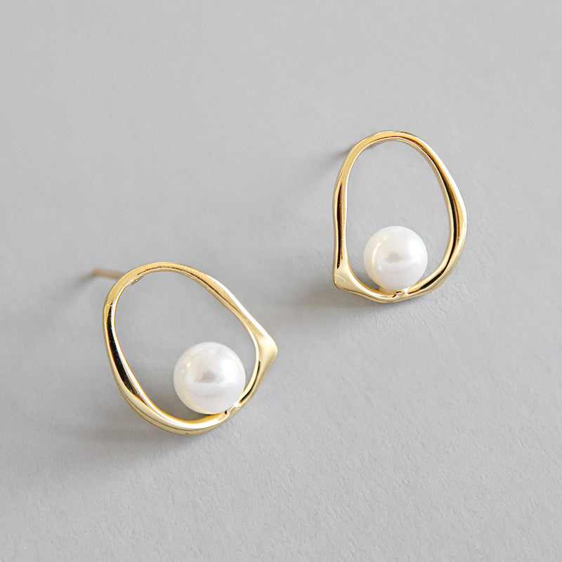Pearl Studs Earrings | Carol