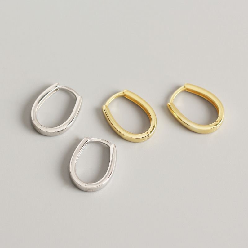 Minimalism U Shape Hoop Earrings | Valeria